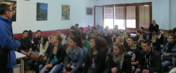 Alumnos de una escuela francesa visitan la EFA Quintanes