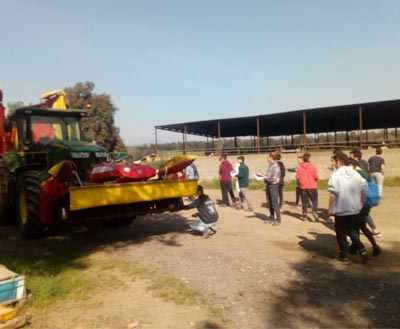 Agricultural machinery visits in Can Fraser I Juscafresa